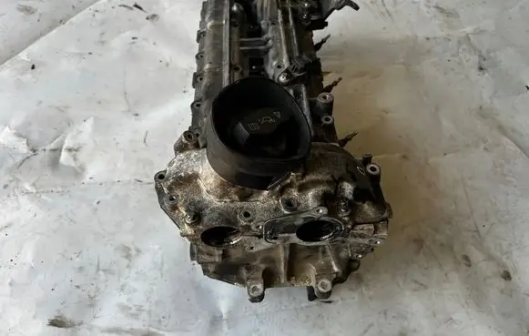 Mercedes-Benz E W212 Engine head A6420109820