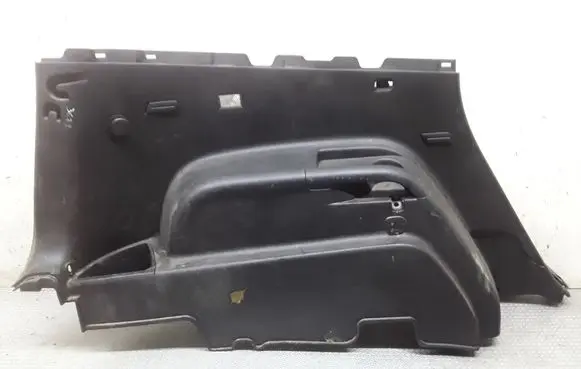 Chevrolet Orlando Trunk/boot side trim panel