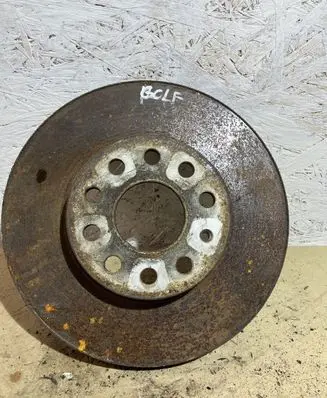 Volkswagen Golf VI Front brake disc