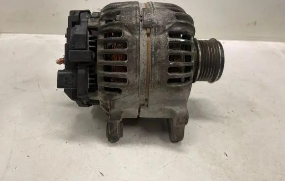 Volkswagen Transporter - Caravelle T5 Generator/alternator 06F903023R