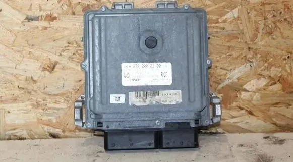 Mercedes-Benz GLA W156 Engine control unit/module A2709002100