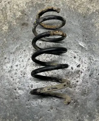Opel Vivaro Front coil spring