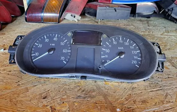 Renault Kangoo I Speedometer (instrument cluster) P8200336241C P8200336241 216778515