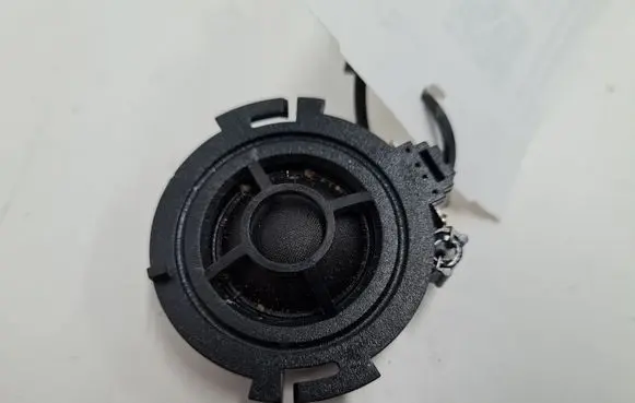 Audi A6 S6 C6 4F Front door high frequency speaker 4F0035399A
