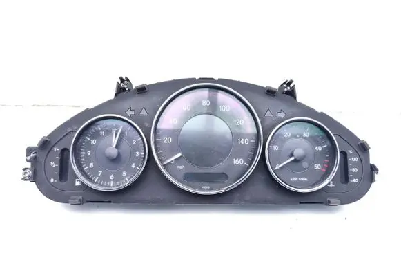 Mercedes-Benz CLS C219 Speedometer (instrument cluster) A2195401711