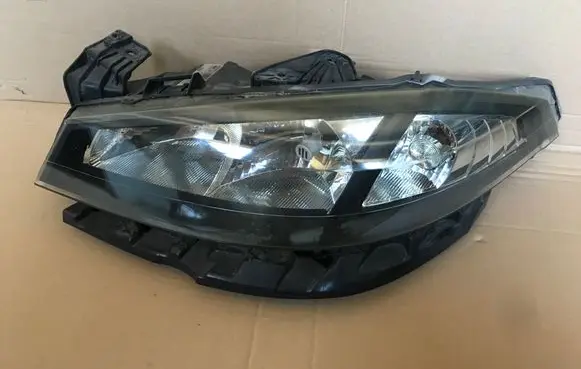 Renault Laguna II Headlight/headlamp 8200481198 89900471