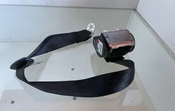 Audi A4 S4 B7 8E 8H Rear seatbelt 8E5857805M
