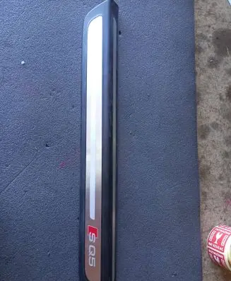 Audi Q5 SQ5 Front sill trim cover 8R0853373 8R0853373A