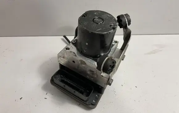 BMW 5 GT F07 ABS Pump 6795069 6795071