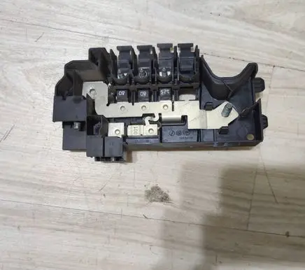 Mercedes-Benz A W177 Fuse module A1775404307