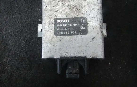 Mercedes-Benz E W124 Other control units/modules 0285100014 0008210262