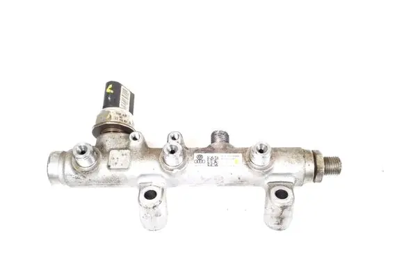 Audi A7 S7 4G Fuel main line pipe 059130089BT