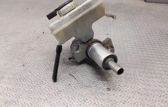 Audi A4 S4 B8 8K Master brake cylinder 8K0611301A