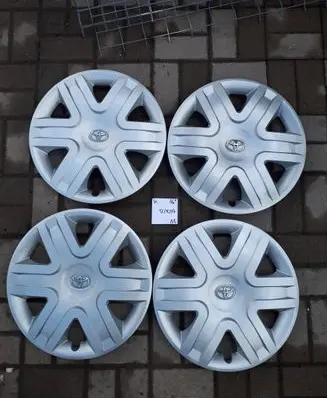 Toyota Corolla E210 E21 R16 wheel hub/cap/trim 