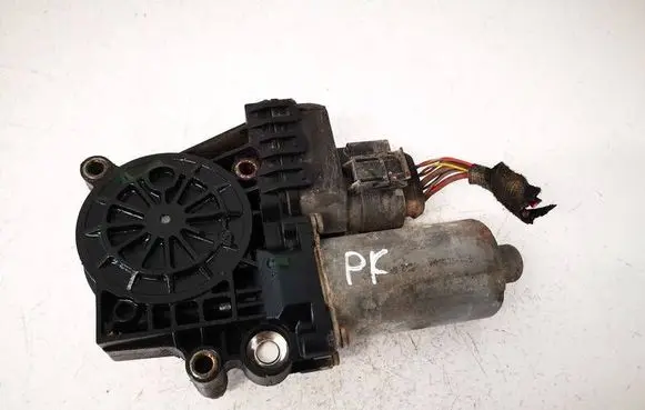 Audi A6 S6 C5 4B Front door window regulator motor 0130821775