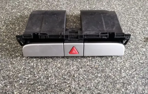Volkswagen PASSAT B6 Dashboard storage box/compartment 3C0858407