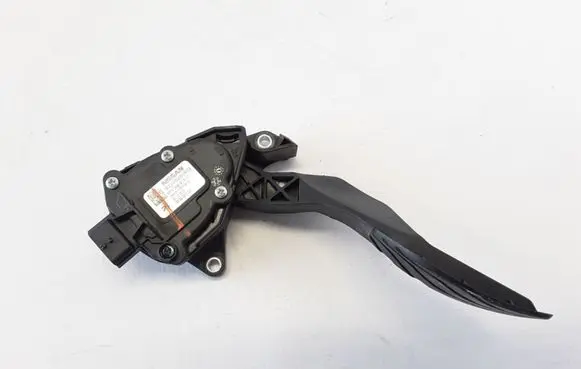Renault Kadjar Accelerator throttle pedal 180024BG0B