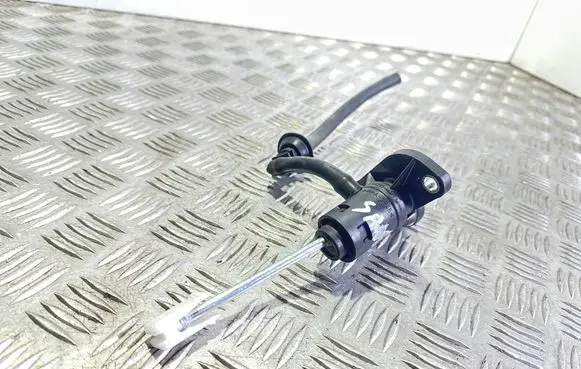 Clutch slave cylinder