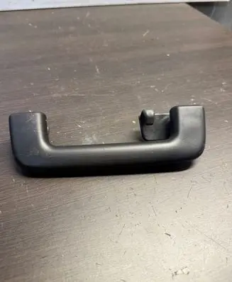 Rear interior roof grab handle