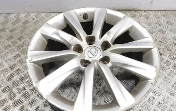 Lexus IS III XE30 R17 alloy rim 