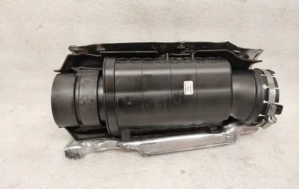 Volvo XC90 Intake resonator 31474846