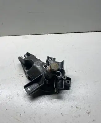 Volvo S70 V70 V70 XC Fuel filter bracket/mount holder 074127445A
