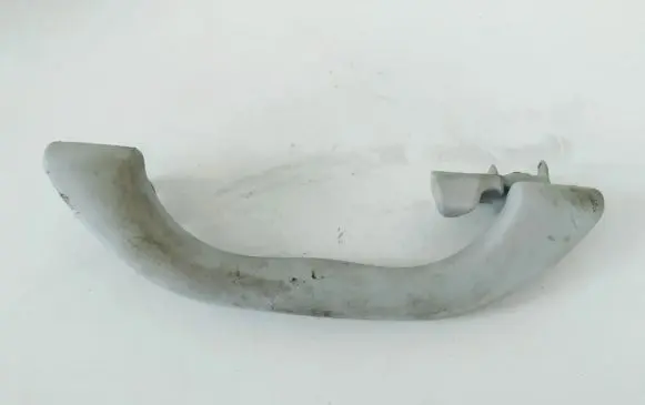 Volkswagen PASSAT B5 Rear interior roof grab handle 3b0857608