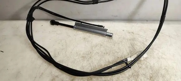 Volkswagen Eos Convertible roof main ram cylinder 1982030B LA171851CEL5