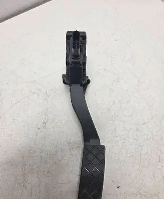 Volkswagen Golf Sportsvan Accelerator throttle pedal 5Q1723503J