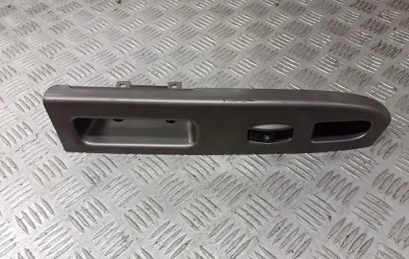 KIA Carens I Quarter vent window switch 0K2FA-66380