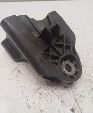 Mercedes-Benz E W238 Engine mounting bracket A6542230100