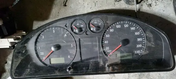 Volkswagen Transporter - Caravelle T5 Speedometer (instrument cluster) 7H0920851R VWZ7Z0H6317237 02020818405