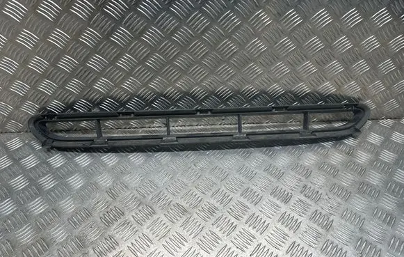 KIA Sorento Front bumper lower grill 865222P500
