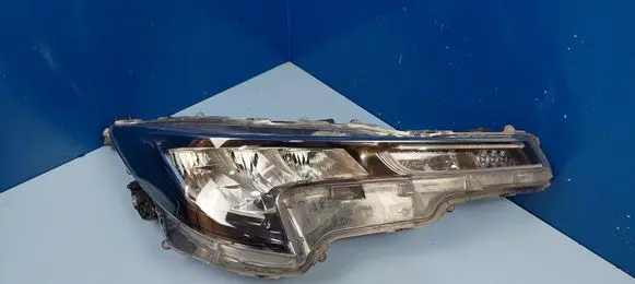 Toyota Corolla E210 E21 Headlight/headlamp 8111002s60
