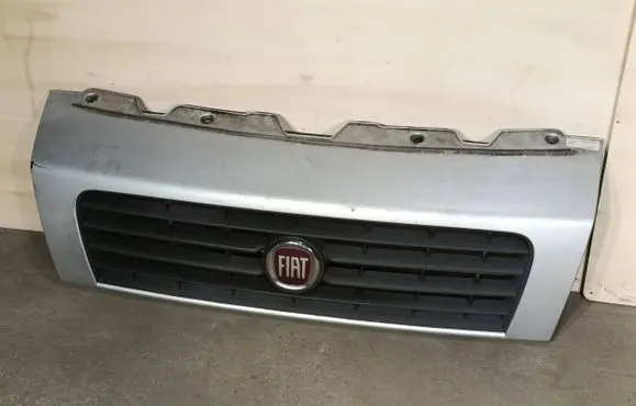 Fiat Ducato Front bumper upper radiator grill 1308067070
