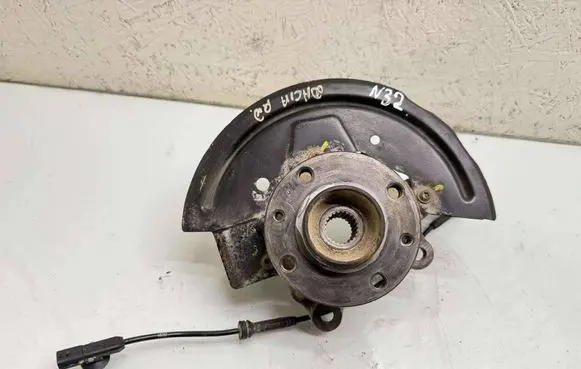 Dacia Sandero II Front wheel hub