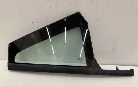 BMW 2 F46 Rear vent window glass 43R001734