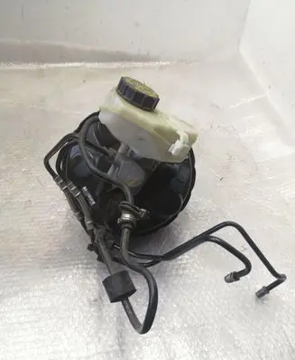 Volvo S60 Brake booster P31400469
