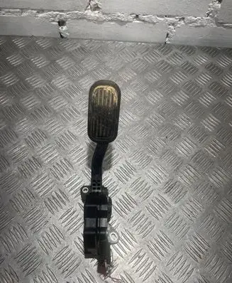 Toyota Land Cruiser (J150) Accelerator throttle pedal 7811060031