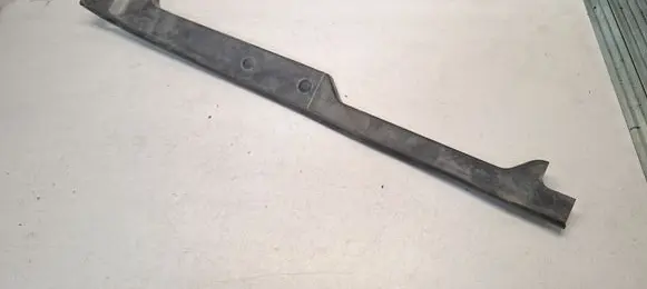 Audi A5 Fender end trim 8W6820581E