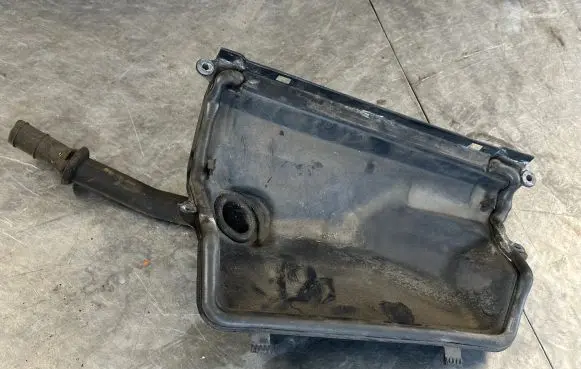 Renault Trafic III (X82) Wiper trim 668634247R