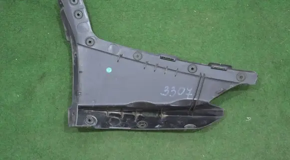 Tesla Model 3 Front bumper mounting bracket 169432500 170497