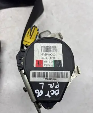 Skoda Octavia Mk2 (1Z) Front seatbelt 1Z0857701A 602481300 19052006