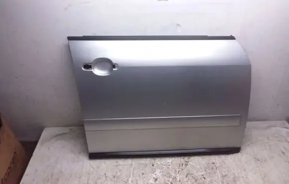 Audi A2 Front door