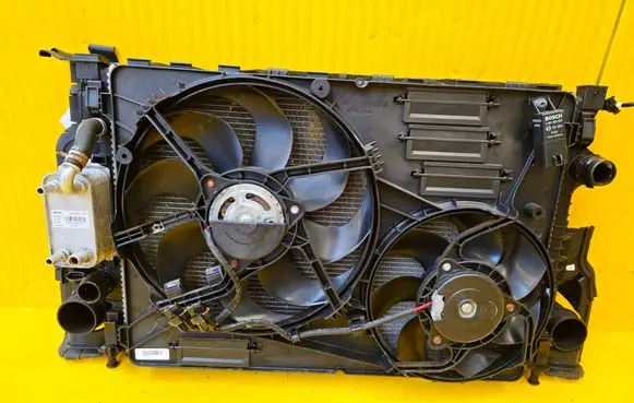 Volvo V60 Refrigerator P31293777