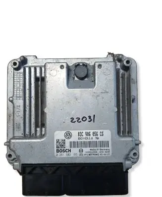 Volkswagen Golf V Engine control unit/module 03C906056CG 1039S12228 0261S02183