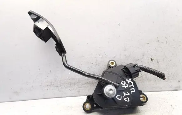 Nissan X-Trail T31 Accelerator throttle pedal