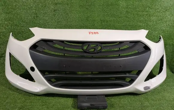 Hyundai i30 Front bumper 