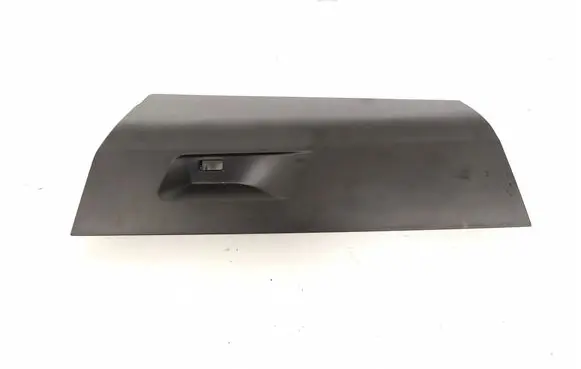 Dashboard glove box trim