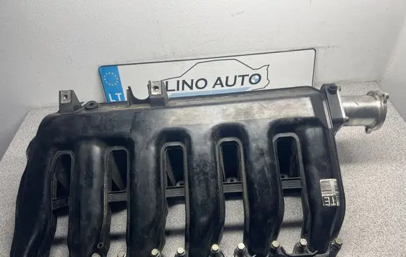 BMW 5 E60 E61 Intake manifold 7790700 7790701